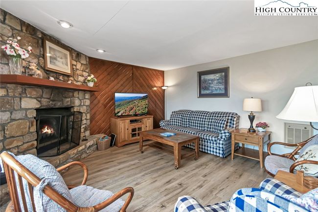 200-F - 170 Crestview Ln, Condo with 1 bedrooms, 1 bathrooms and null parking in Sugar Mountain NC | Image 22