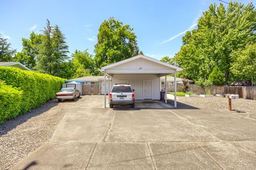 410 Willamette Ave, Medford, OR, 97504-7451 | Card Image