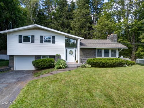 6 Van Dyke Ave, Stamford, NY, 12167-1016 | Card Image
