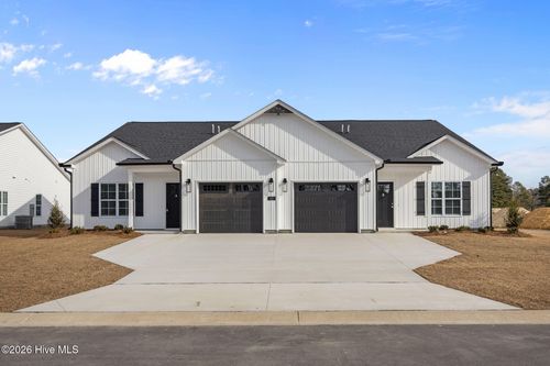 a-121 Lady O Dr, Greenville, NC, 27834-3378 | Card Image