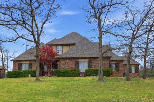 602 Cross Timbers Blvd, Sapulpa, OK, 74066-8220 | Card Image
