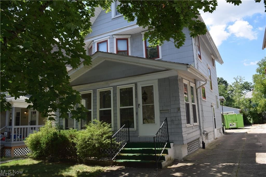 21st St, Akron, OH 44314