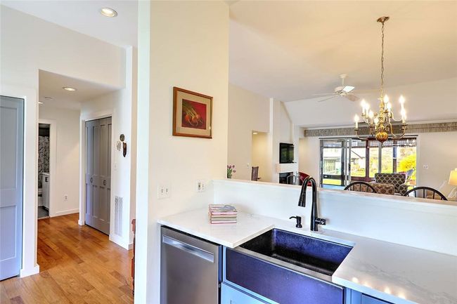 3 Pendleton Pl, Condo with 2 bedrooms, 2 bathrooms and 2 parking in Narragansett RI | Image 18