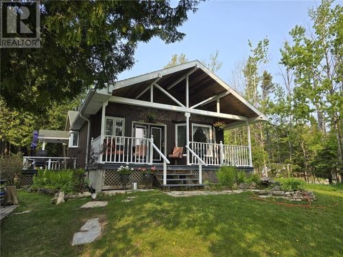 102 Water St, South Baymouth, ON, P0P | Card Image