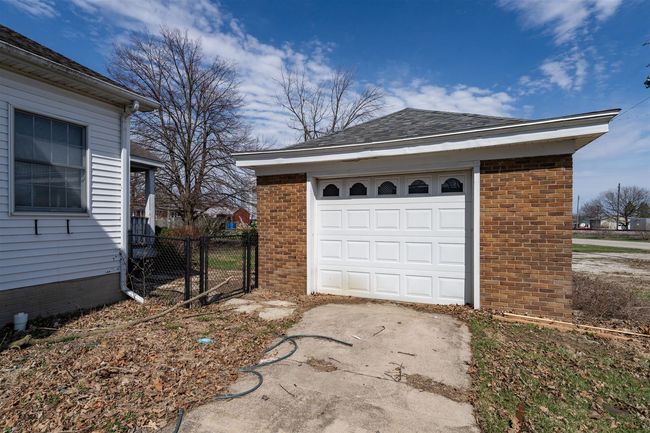 101 W Franklin St, House other with 3 bedrooms, 2 bathrooms and 2 parking in Carlock IL | Image 8