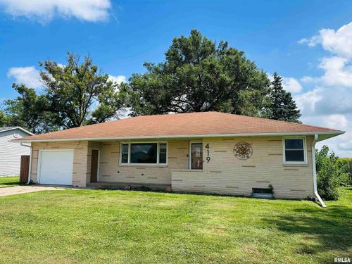 419 3rd St, Low Moor, IA, 52757-0119 | Card Image