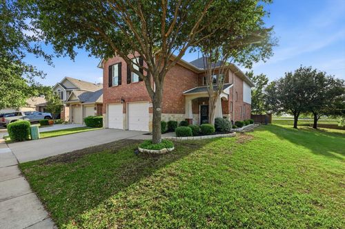 377 Kirby Dr, Lantana, TX, 76226-6533 | Card Image