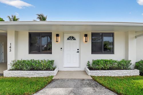 143 Se 27th Way, Boynton Beach, FL, 33435-7610 | Card Image