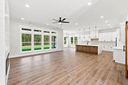 715 Three Wood Ln, Woodruff, SC, 29388-8101 | Card Image