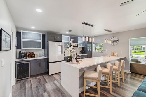 apt-b-1170 S Drive Cir, Delray Beach, FL, 33445-2970 | Card Image