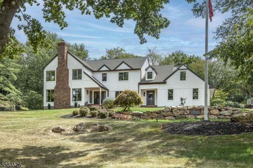 10 Deer Path, Gladstone, NJ, 07934-2100 | Card Image