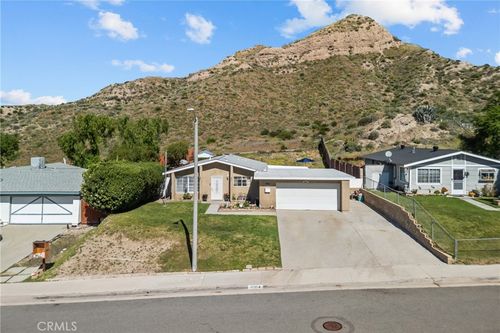 14845 Canna Valley St, Canyon Country, CA, 91387-1903 | Card Image