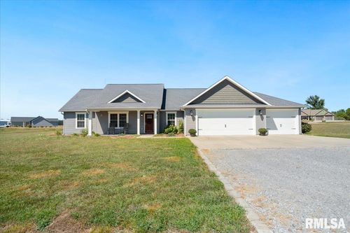 15702 Jadin Rd, Marion, IL, 62959-8018 | Card Image