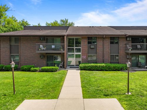 1250 Wisconsin St, LAKE GENEVA, WI, 53147-1756 | Card Image