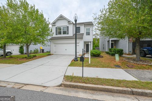 102 Newnan Lakes Dr, Newnan, GA, 30263-6456 | Card Image