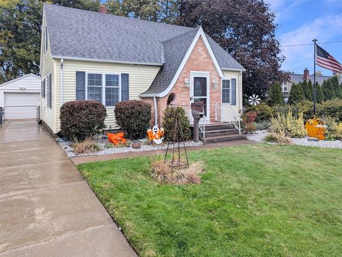 4518 Harding Dr, Erie, PA, 16509-1355 | Card Image