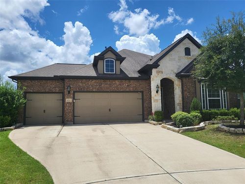 10702 Crestwood Point Cir, Cypress, TX, 77433-7151 | Card Image