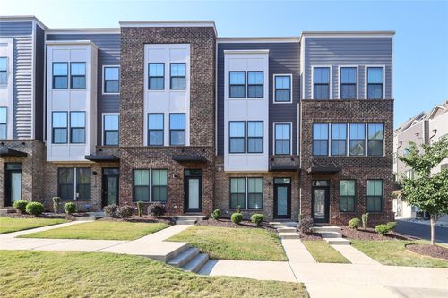 1104 Gleason Way, Charlotte, NC, 28217-1608 | Card Image