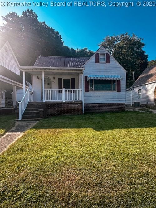 216 Central Ave, Logan, WV, 25601-3009 | Card Image