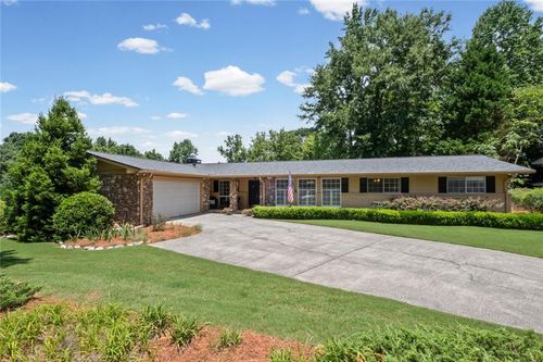 2730 Fontainebleau Dr, Dunwoody, GA, 30360-1223 | Card Image