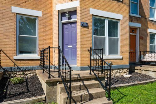 846 Oak St, Columbus, OH, 43205-1113 | Card Image