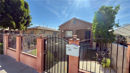 13222 Pinney St, Pacoima, CA, 91331-2446 | Card Image