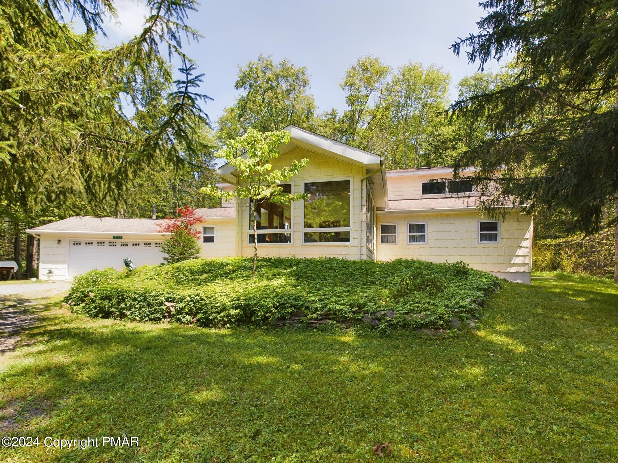 Cresco Dr, Pocono Lake, PA 18347