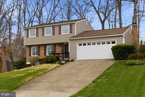 5755 Heming Ave, SPRINGFIELD, VA, 22151-2714 | Card Image