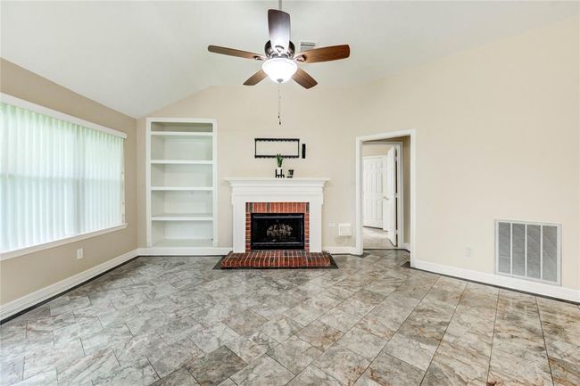 17103 Carroll Lake Dr, House other with 4 bedrooms, 2 bathrooms and 2 parking in Spring TX | Image 5