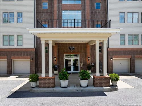 401-220 Hugh Shelton Loop, Fayetteville, NC, 28301-3491 | Card Image