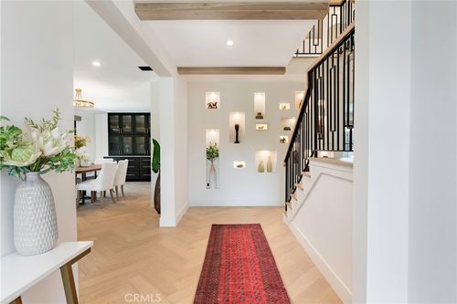 3860 Daisy Cir, Seal Beach, CA, 90740-2901 | Card Image