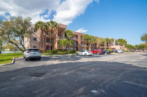 203-7442 Ashmont Cir, Tamarac, FL, 33321-7871 | Card Image