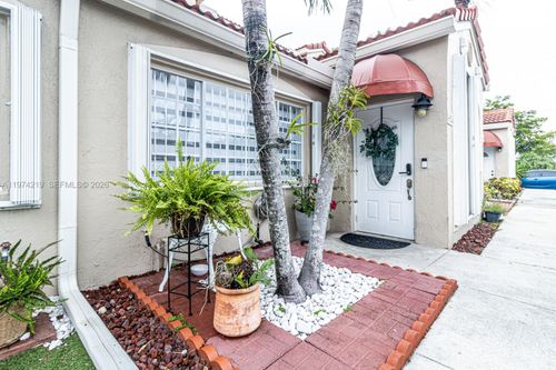 1302-6926 Nw 166th Ter, Miami Lakes, FL, 33014-6064 | Card Image