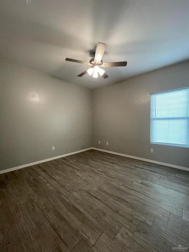 UNIT-3 - 2108 Davenport St, Condo with 3 bedrooms, 2 bathrooms and 2 parking in Weslaco TX | Image 12