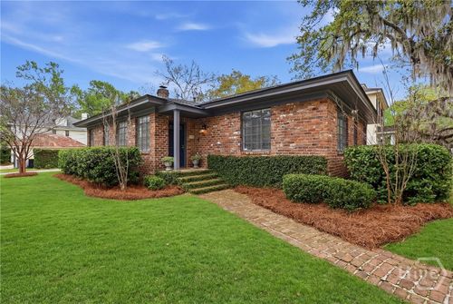 602 E 46th St, Savannah, GA, 31405-2440 | Card Image