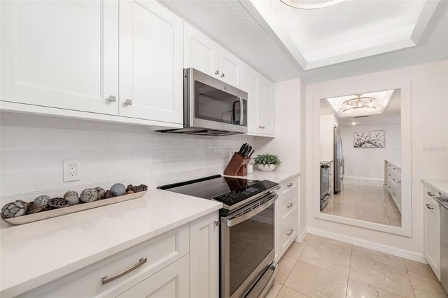 APT-6B - 1750 Benjamin Franklin Dr, Condo with 2 bedrooms, 2 bathrooms and null parking in SARASOTA FL | Image 10