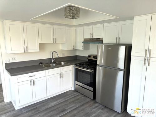 2-9651 Spyglass Ave, Desert Hot Springs, CA, 92240-1226 | Card Image