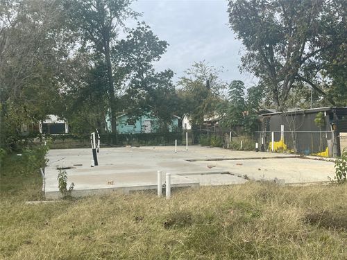 3343 Bataan St, Dallas, TX, 75212-2904 | Card Image