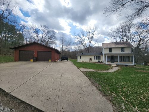 6784 Old Zoarville Rd Ne, Zoarville, OH, 44656-8718 | Card Image