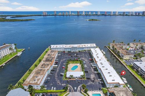 1140-110 Shore Ct, North Palm Beach, FL, 33408-5502 | Card Image