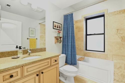 apt-1n-5219 N Winthrop Ave, Chicago, IL, 60640-7398 | Card Image