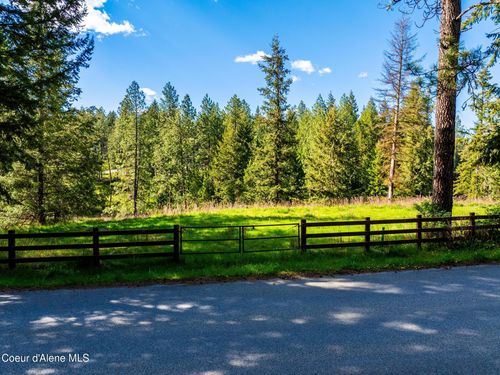 3 N Strahorn Rd, Hayden, ID, 83835 | Card Image