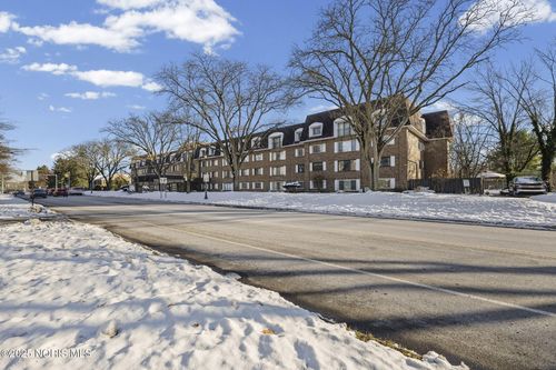 apt-3c-4343 W Bancroft St, Ottawa Hills, OH, 43615-3956 | Card Image