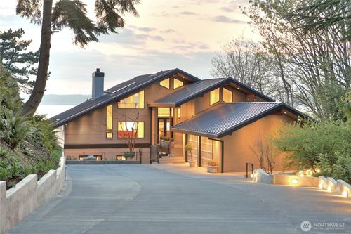 20423 10th Pl Sw, Normandy Park, WA, 98166-4105 | Card Image