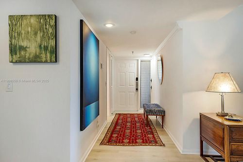 301-5390 Woodland Lakes Dr, Palm Beach Gardens, FL, 33418-3959 | Card Image