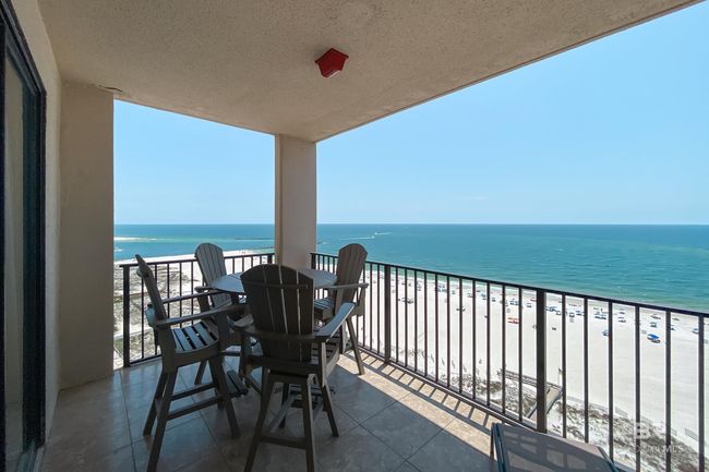 Balcony | Image 31