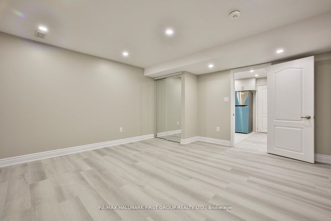 LOWER - 12 Feeder St, House other with 2 bedrooms, 1 bathrooms and 1 parking in Brampton ON | Image 7