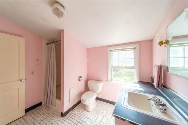 261 Hardig Rd, House other with 3 bedrooms, 2 bathrooms and 6 parking in Warwick RI | Image 37