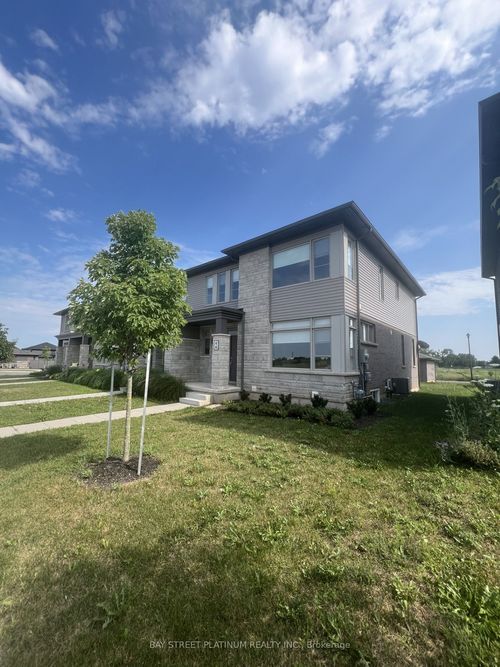 66 Summersides Blvd, Fonthill, ON, L0S1E6 | Card Image