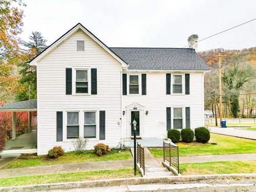 209 Cypress St, Gate City, VA, 24251-2757 | Card Image